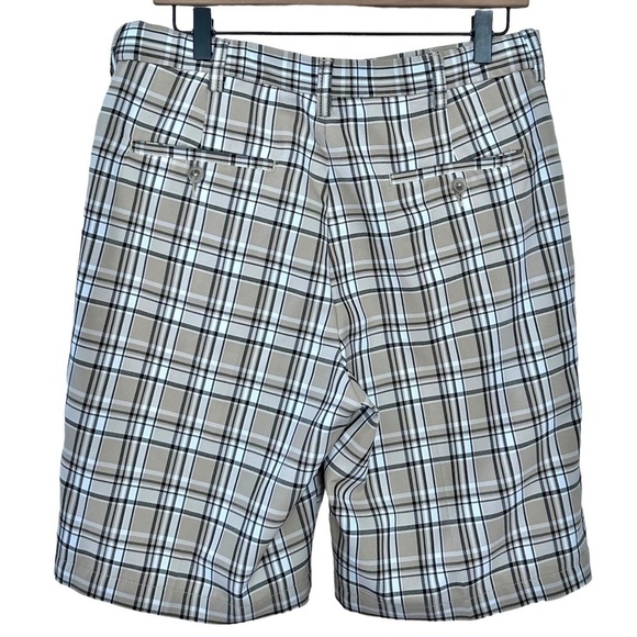Haggar Cool 18® Pro Simple Plaid Golf Short Regular Fit Men’s SZ 32 Tan - Picture 6 of 10